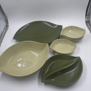 NWOT Crate & Barrel 7-Pc Ceramic Leaf Serving Set - Olive Green